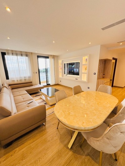 Location Appartement F4 Alger Hydra