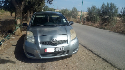 voitures-toyota-yaris-2010-ahmar-el-ain-tipaza-algerie