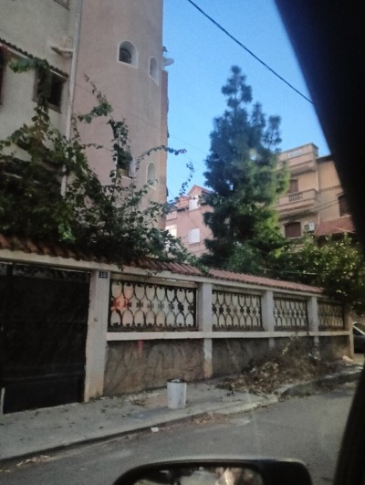 بيع فيلا الجزائر دار البيضاء