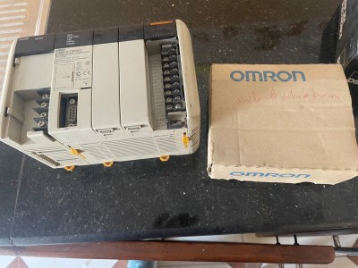 Automate OMRON + module d entrée analogique