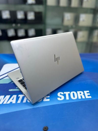 HP ÉLITEBOOK 640 G9  CPU: CORE i5 / 1235U DISC : 512 GB / 16 GB