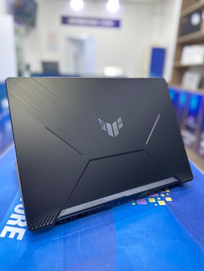 ASUS TUF A15  CORE : RYZEN 5 7535HS DISC : 512 GB  (SSD)  RAM : 16 GB  RTX 2050 4GB