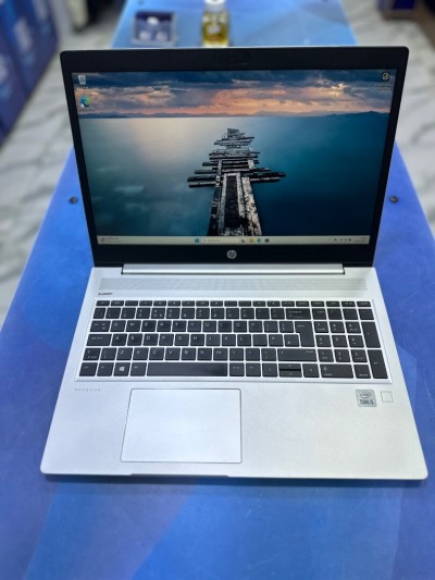 HP PROBOOK 450 G7 CORE : INTEL I5 - 10210U DISC :  256 GB  (SSD)  RAM : 08 GB