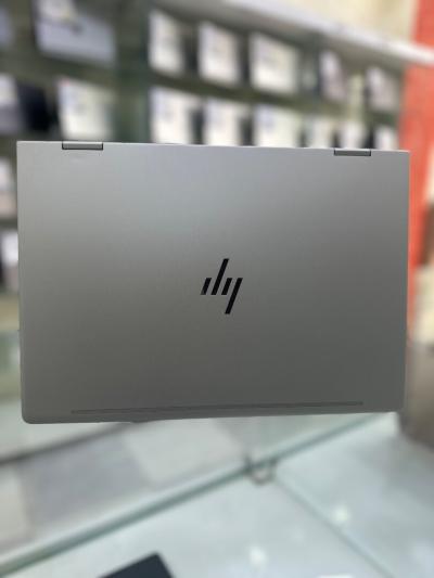 HP ELITEBOOK 830 G6 X360 CORE : i5- 8265U DISC : 256 GB  (SSD) RAM : 08 GB
