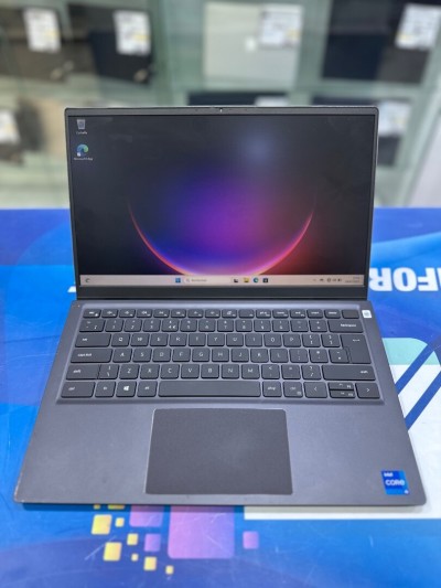 DELL VOSTRO 5410 CORE : INTEL I5 - 11320H DISC : 256 GB  (SSD)  RAM : 16 GB  