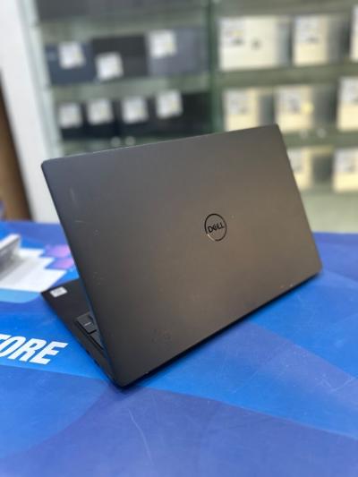 DELL VOSTRO 5420 CORE : INTEL i5 - 10210U DISC : 256 GB  (SSD)  RAM : 08 GB 