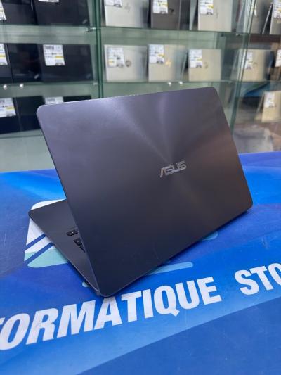 ASUS UX430 CORE : INTEL i5 - 08eme  DISC : 256 GB  (SSD)  RAM : 08 GB  