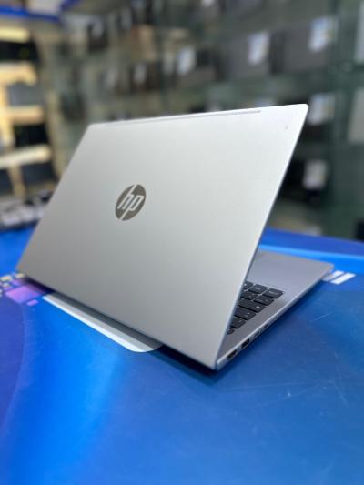 HP PROBOOK 460 G11 CORE : Intel  ULTRA 7 155U DISC : 512 GB  (SSD)  RAM : 16 GB  