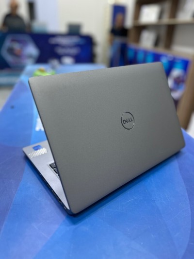 DELL LATITUDE 5420 CORE : INTEL i5 - 1135G7 DISC : 256 GB  (SSD)  RAM : 16 GB  
