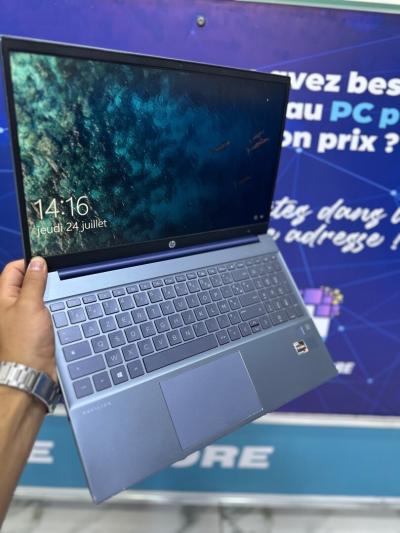 HP PAVILION 15  CORE : RYZEN 5 5500U DISC : 512 GB  (SSD)  RAM : 16 GB  