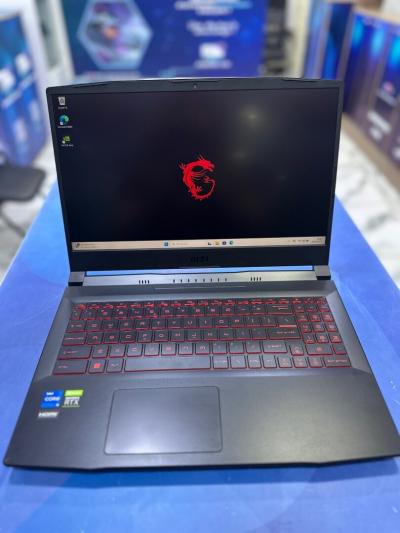 MSI KATANA GF66  CORE : INTEL I5  / 12500H DISC : 01 TB  (SSD)  RAM : 16 GB   RTX 3050