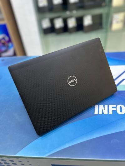 DELL LATITUDE 7320 TACTILE CARBON  CPU: INTEL CORE i7 / 1185G7 