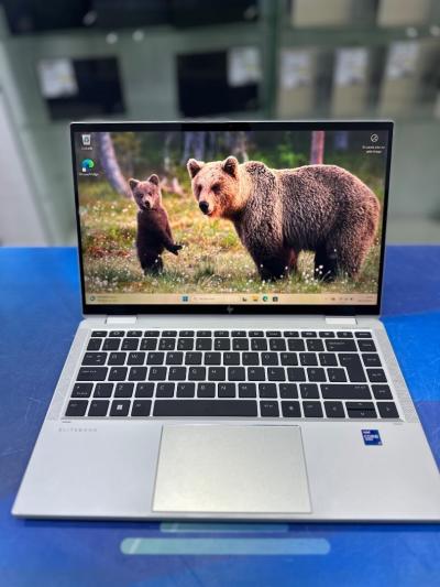 HP ELITEBOOK 1040 G8 X360 CORE : INTEL I7 - 1185G7 DISC :  512 GB  (SSD)  RAM : 32 GB 