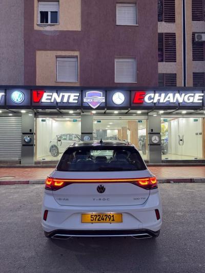 Volkswagen T-Roc 2025 R-line واصل لميناء الجزائر