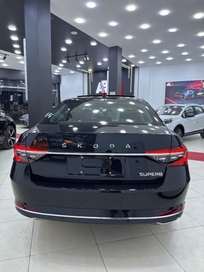 Skoda Superb 2025 