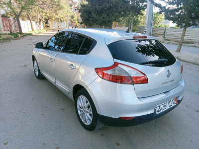 moyenne-berline-renault-megane-3-2013-tipaza-algerie