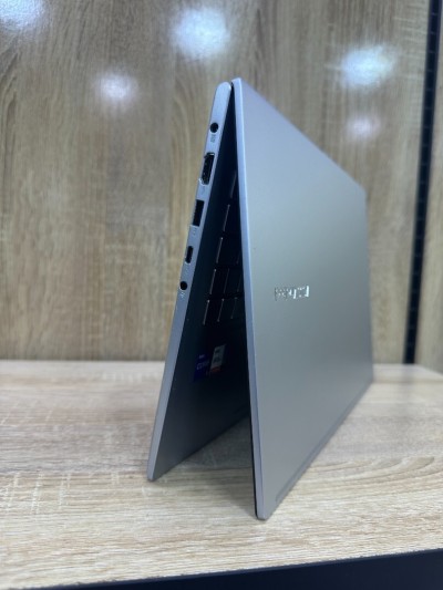 ASUS Vivobook S413E CPu i5-1135G7 / RAM 16GB / 512GB SSD