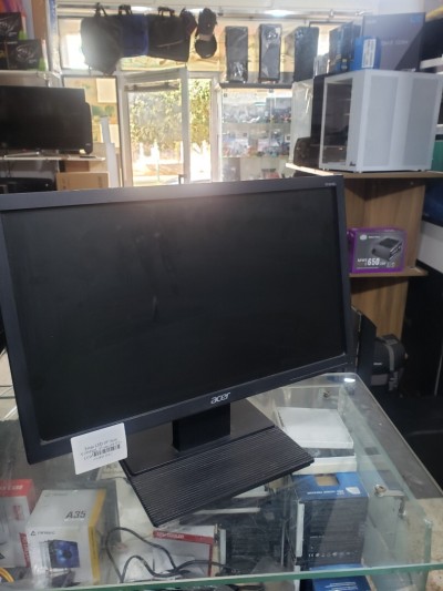 Ecran LED  Acer 47 cm  /LED