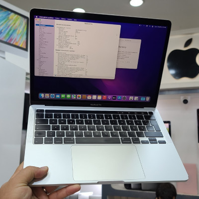MacBook Pro 2020 . i7 . 32 Gb Ram . 512 Gb ssd 