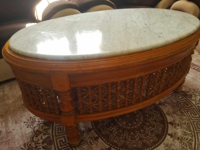 طاولات-table-avec-marbre-الرحمانية-الجزائر