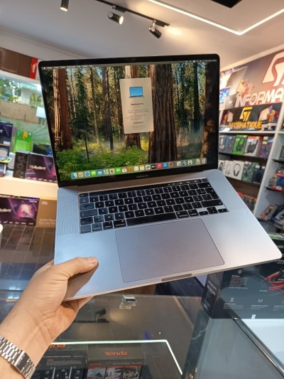 MacBook Pro 2019 i7 32GB 512SSD TouchBar AMD Radeon Pro 5300M 16''