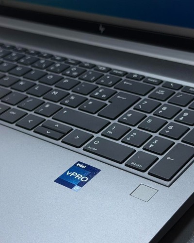 ( VENDU ) STATION TRAVAIL HP Z BOOK POWER 15 i7 13800H 13EM 32Gb 512SSD INTEL UHD GRAPHI RTX A500