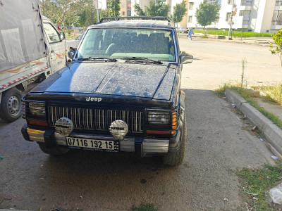 voitures-jeep-1992-issers-boumerdes-algerie