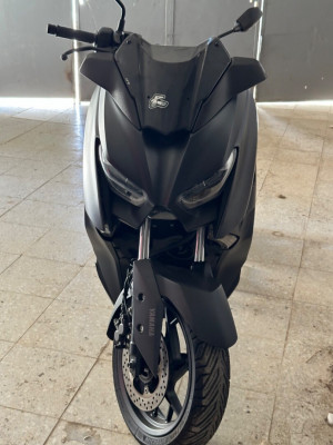 motos-et-scooters-yamaha-xmax-300-2021-ain-benian-alger-algerie