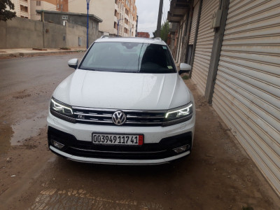 tout-terrain-suv-volkswagen-tiguan-2017-r-line-mdaourach-souk-ahras-algerie