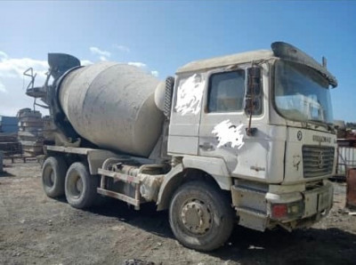 Shacman Malaxeur 9m3 ( Lot de 6 camions ) 2015