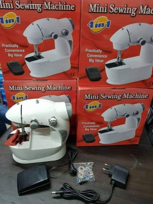 machines-a-coudre-ماكنة-الخياطة-المتنقلة-mini-sewing-machine-laghouat-algerie