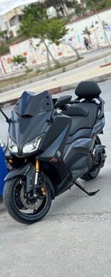 motorcycles-scooters-yamaha-tmax-530-iron2-2016-souk-ahras-algeria