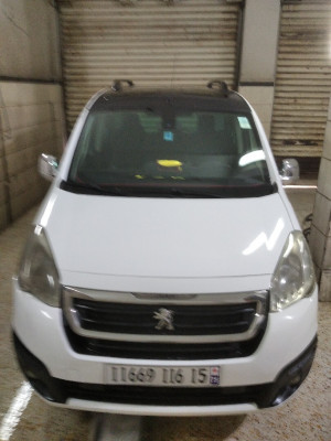 voitures-peugeot-partner-2016-tepee-allure-ouadhia-tizi-ouzou-algerie