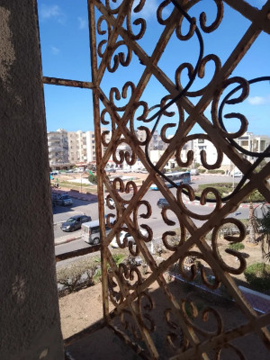 appartement-vente-f4-mostaganem-mezghrane-algerie