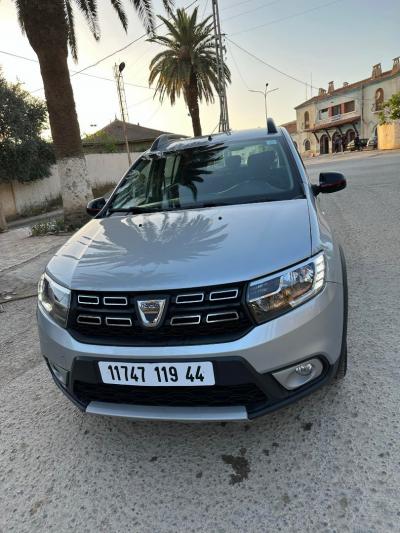 citadine-dacia-sandero-2019-stepway-khemis-miliana-ain-defla-algerie