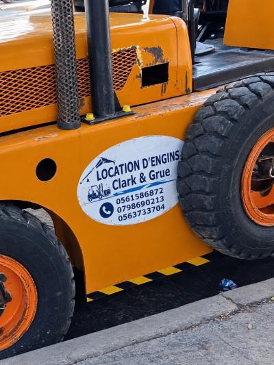 نقل-و-ترحيل-location-clark-3t-5t-7t-10t-12t-grue-mobile-25t-40t-50t-بئر-مراد-رايس-الجزائر