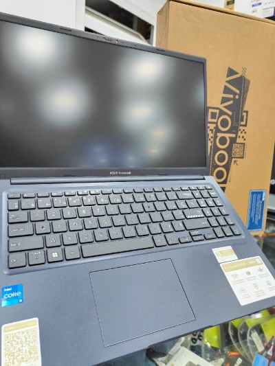 ASUS VIVOBOOK 15 F1504Z I5-1235U/ 8GO/ 256GO NVME NEUF SOUS EMBALLAGE