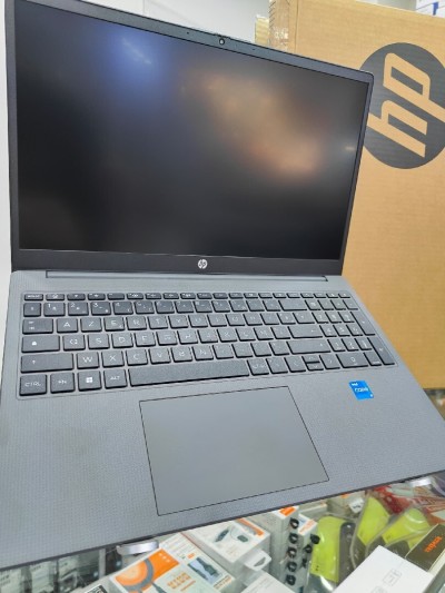 HP 250 G10 I5-1335U / 8GO / 512GO NVME /15.6" FHD NEUF SOUS EMBALLAGE