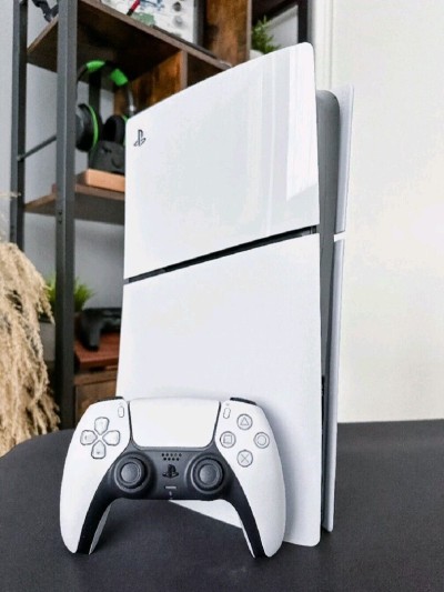 أجهزة-ألعاب-الفيديو-ps5-slim-بئر-خادم-الجزائر
