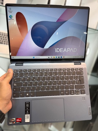 Lenovo IdeaPad Flex 5 2-in-1 Ryzen 5 7530U - 16Go - 512Go - AMD Radeon Graphics