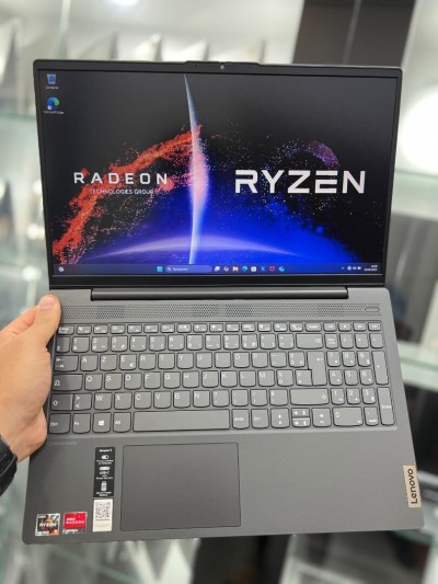 Lenovo IdeaPad 5 FHD - Ryzen 5 4500U - 8Go - 512Go - AMD Radeon Graphics 