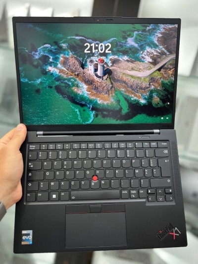 Lenovo ThinkPad X1 Carbon FHD - i7 1255U - 16Gb Ram - 512Gb SSD - Intel Iris Xe Graphics 