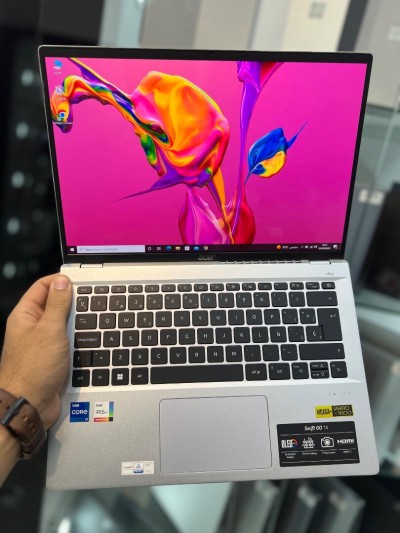 Acer Swift Go 14 OLED 2K - i7 1355U - 16Go - 512Go - Intel Iris Xe Graphics 