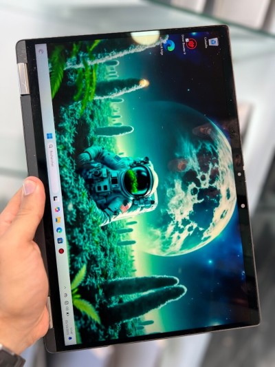 Dell 7430 2-in-1 - i5 1335U - 16Go - 512Go - Intel UHD Graphics