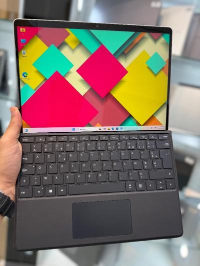 Microsoft SurFace Pro 9 - i7 1255U - 16Go - 1To SSD NVMe - Intel Iris Xe