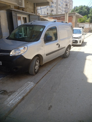 voitures-renault-kangoo-2017-bordj-el-kiffan-alger-algerie