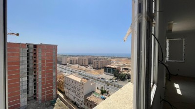 Sell Apartment F4 Mostaganem Mostaganem