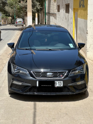 voitures-seat-leon-2019-beats-tlemcen-algerie