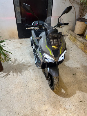 motos-scooters-vms-xdv-2024-djelfa-algerie