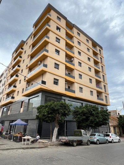 كراء شقة 3 غرف وهران عين الترك